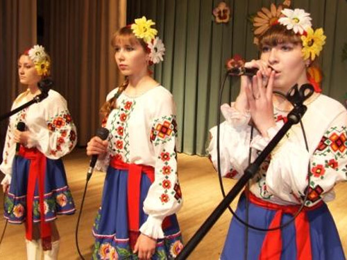 Тріо «Дівчата» із Селещини — лауреати другої премії всеукраїнського фестивалю