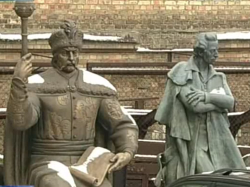 Пам’ятник Мазепі: погляд із Києва