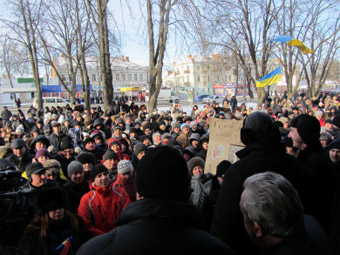 Полтавські опозиціонери домовилися із ОДТРК «Лтава» про висвітлення своїй дій