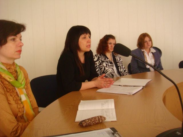 У Лубнах за круглим столом дискутували про участь молоді у виборах