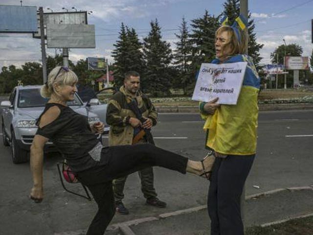 Українка Ірина Довгань, яку «ДНРівці» прив’язували до стовпа – на свободі