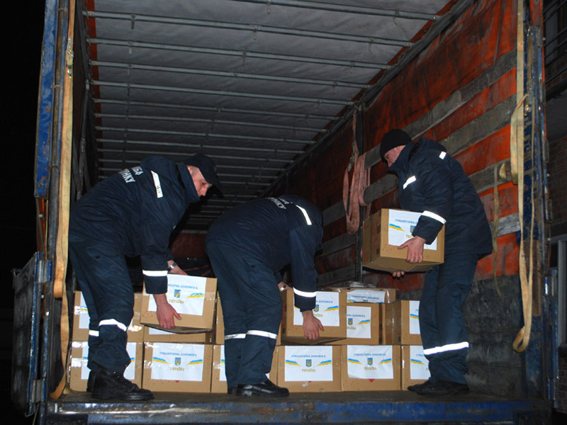 Полтавська область: рятувальники доставлять гуманітарну допомогу на Схід України