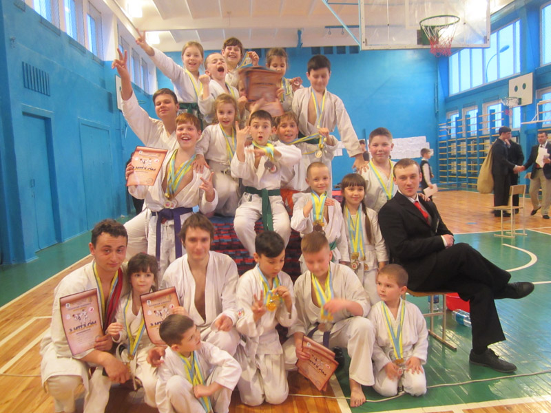 Вихованці СК «Дзансін» привезли 48 медалей з турніру з окінавського карате