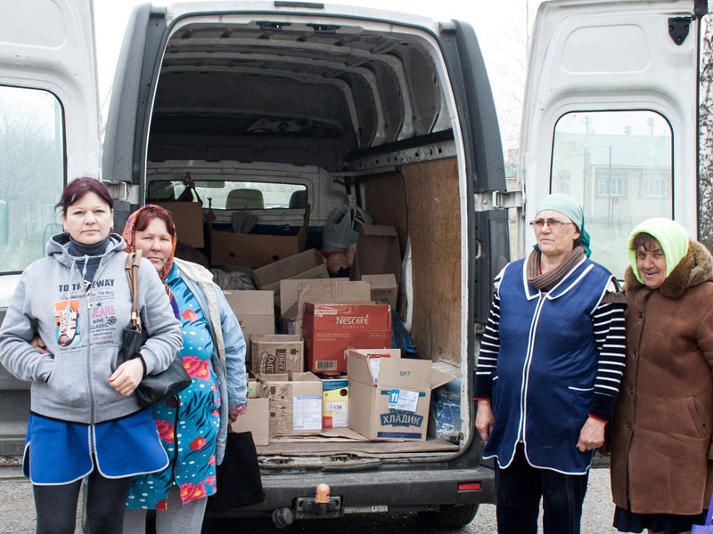 Полтавські волонтери мережі "Вільні Люди" назбирали майже 2 тони продуктів для спецпідрозділу ГУР