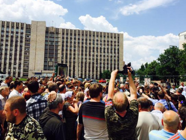 Донецк устал от войны: появились видео с сегоднешнего митинга