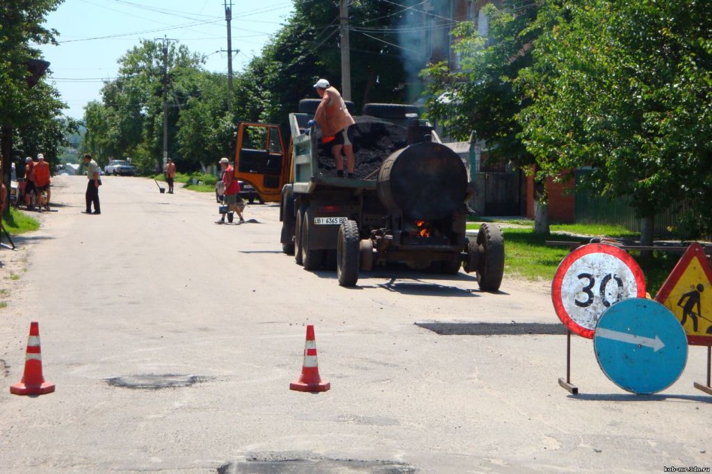 Цього тижня ремонтуються дороги одразу на чотирьох кобеляцьких вулицях