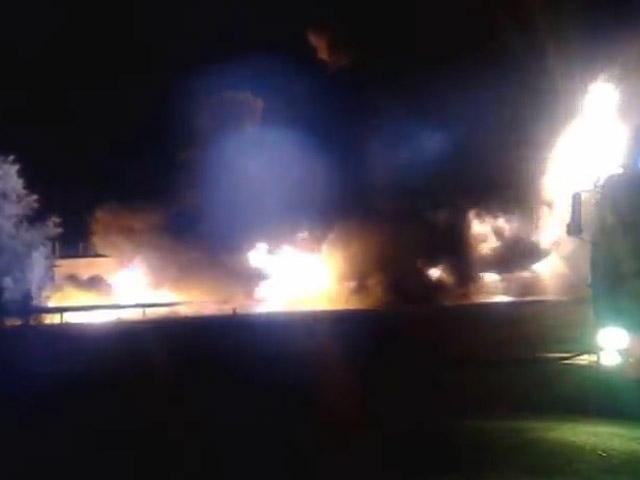 Під Полтавою перекинулась та загорілася вантажівка з паливом