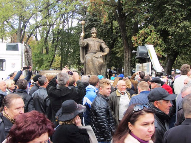 У Полтаві відбулася презентація пам’ятника гетьману Івану Мазепі