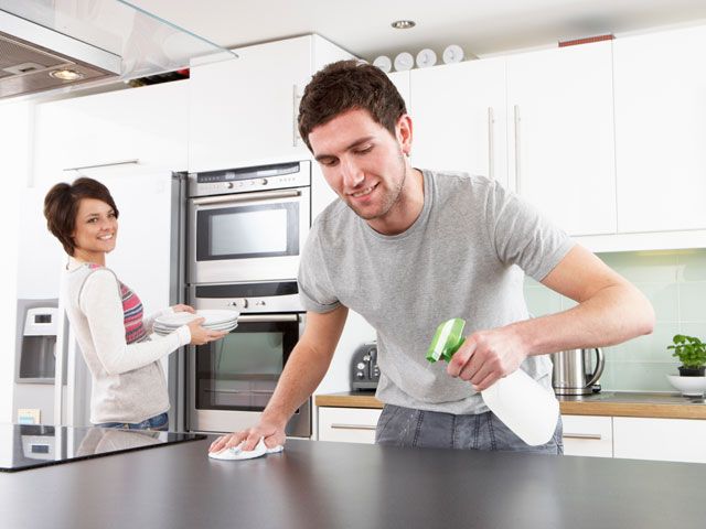 Лише 12% чоловіків Полтавської області готові порівну ділити домашні обов’язки з дружиною