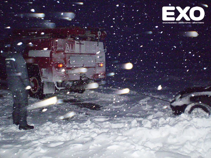 У Новосанжарському районі з за добу звільнено зі снігового полону 15 автомобілів