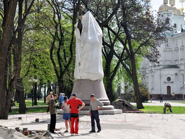 У Полтаві встановили пам’ятник Мазепі та визначили дату офіційного відкриття