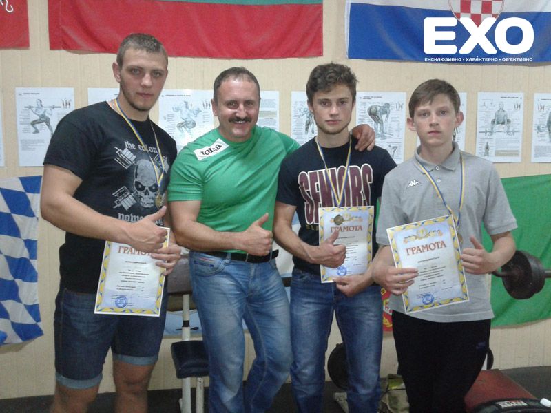 Новосанжарці стали кращими на чемпіонаті області з пауерліфтингу