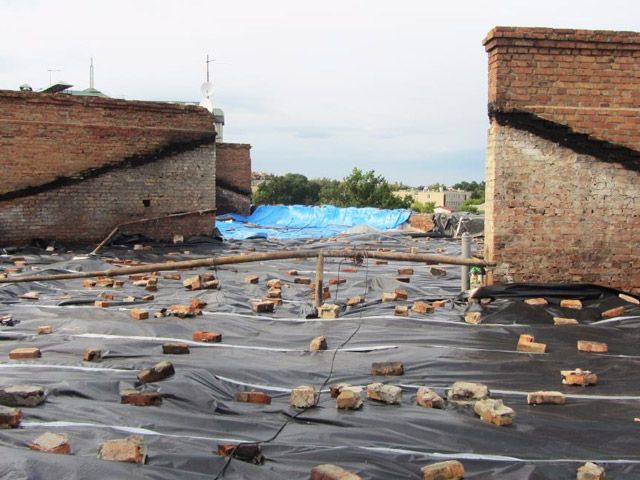 Вартість ремонту даху будинку, в який влучила блискавка, збільшилась до 1,5 млн гривень
