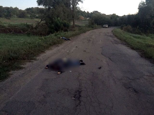 На Лубенщині місцевий чоловік автомобілем збив трьох хлопців і втік з місця ДТП