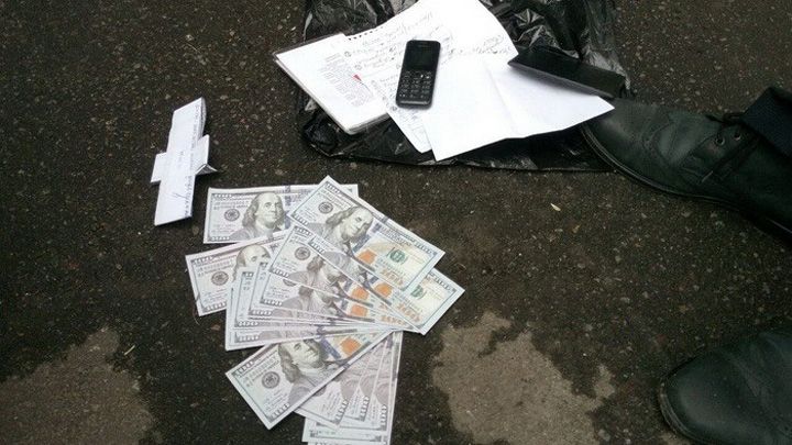 На Полтавщині СБУ затримала злодія, який вимагав гроші з підприємця