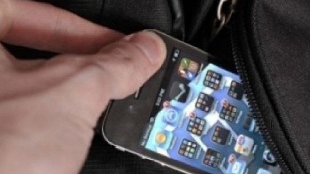 У новосанжарця вкрали мобільний у Польщі