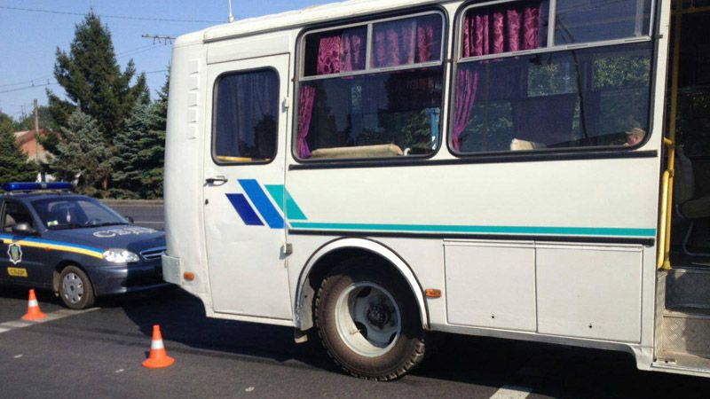У Полтаві на пішохідному переході автобус збив 10-річну дівчинку