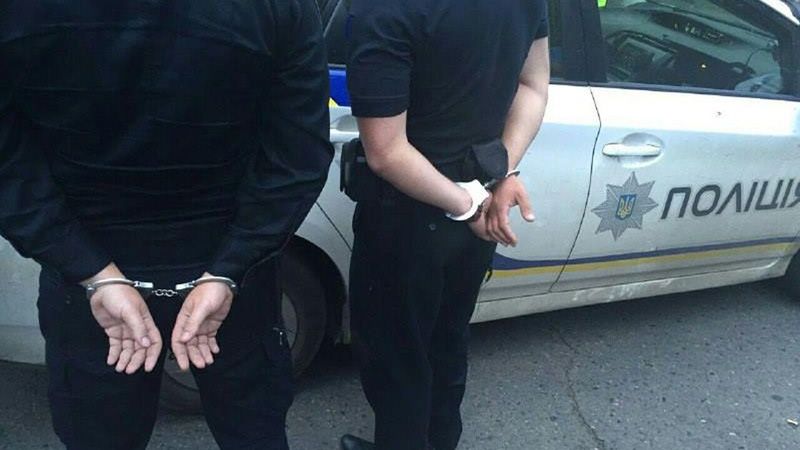 У Полтаві затримали двох юних «рецидивістів», які пограбували іноземця