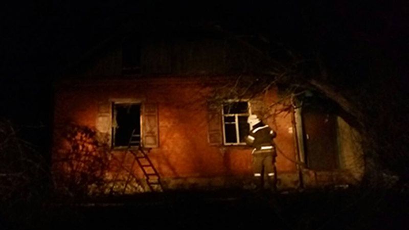 Під час гасіння пожежі в будинку вогнеборці виявили тіло господаря