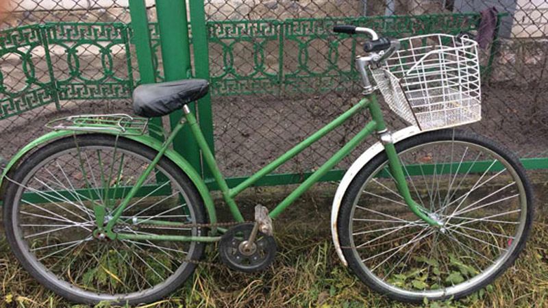 Дільничні офіцери поліції Кобеляцького району повернули жінці викрадений велосипед