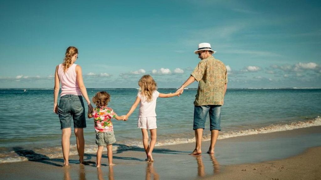 Найкращі туристичні напрями для сімейного відпочинку з дітьми