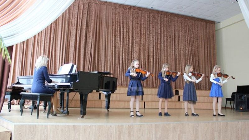 92 молодих музикантів взяли участь у щорічному фестивалі-конкурсі «Камерата»