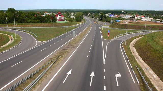 В Україні звузять ширину смуг руху на дорогах