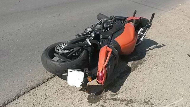 Чоловік смертельно травмувався, упавши з мотоцикла