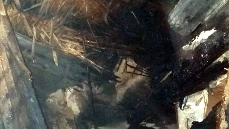 У Чорнухинському районі згоріла покрівля будинку