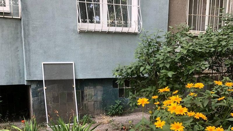 У Кременчуці внаслідок падіння з вікна восьмого поверху загинула п’ятирічна дівчинка