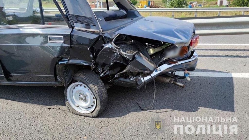 У ДТП біля Полтави постраждало двоє людей
