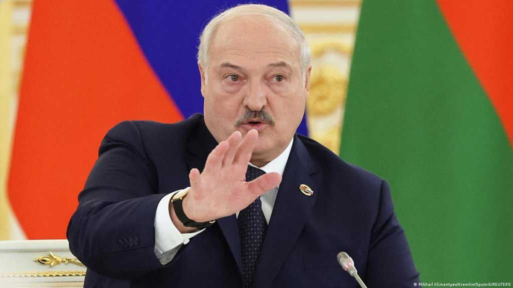 Ядерна зброя повинна лежати у нас, в найдійному місці - Лукашенко