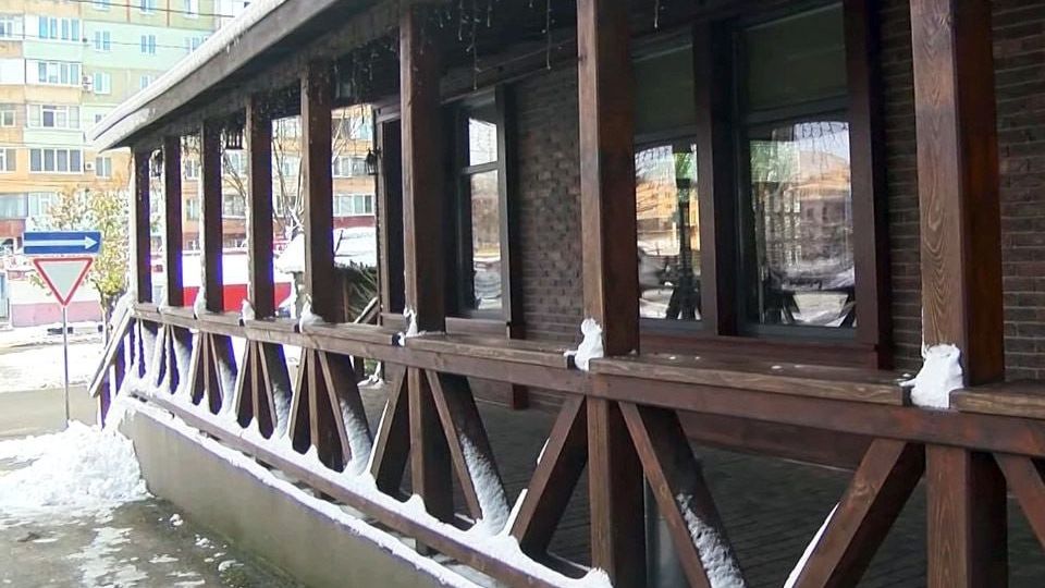 Двом чоловікам, які побили людей у полатвському кафе «Криниця» повідомлено про підозру