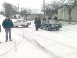 Перший сніг приніс перші аварії на дорогах