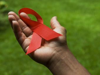 За десять років від СНІДу померли двадцятеро людей