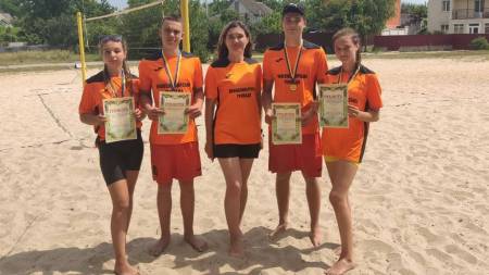 Новосанжарські волейболісти «взяли» два призові місця