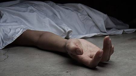 На Новосанжарщині у будинку виявили мертвого чоловіка