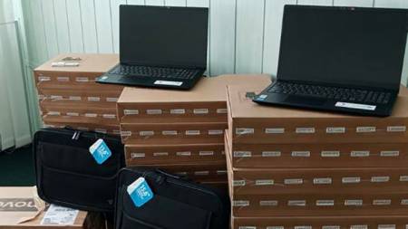 ЮНІСЕФ надав школярам майже 29 тисяч ноутбуків