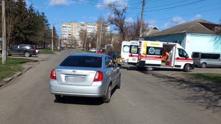 У Миргороді під колеса автомобіля потрапила пенсіонерка