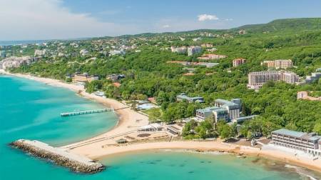 Топ-5 курортів Болгарії для раннього бронювання путівок на літо 2026