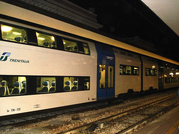 У Полтаві до Євро-2012 планують закупити два двоповерхові електропоїзди