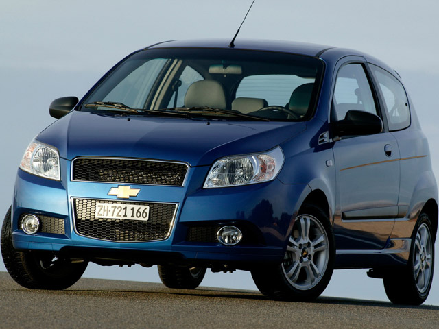 В Кременчуге сгорел автомобиль Chevrolet Aveo