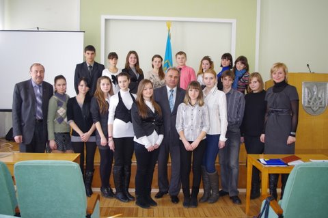 В Автозаводському райвиконкомі почалося стажування активістів студентського самоврядування