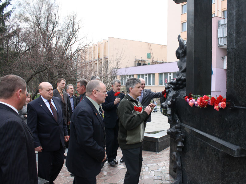 СБУ Полтавщини вшанували учасників ліквідації наслідків аварії на Чорнобильській АЕС