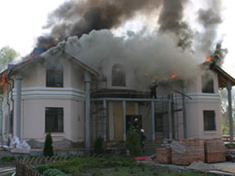 Рятувальники ліквідували пожежу в житловому будинку