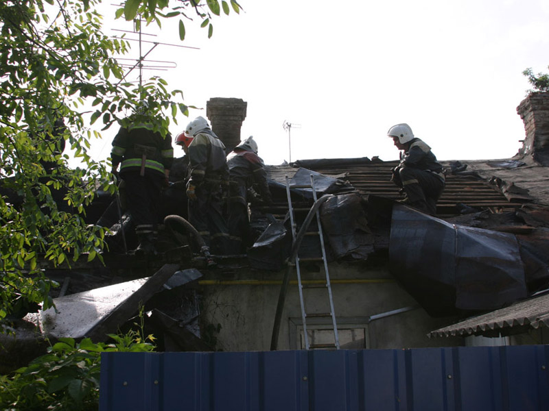 Учора у Полтаві горів дах житлового будинку