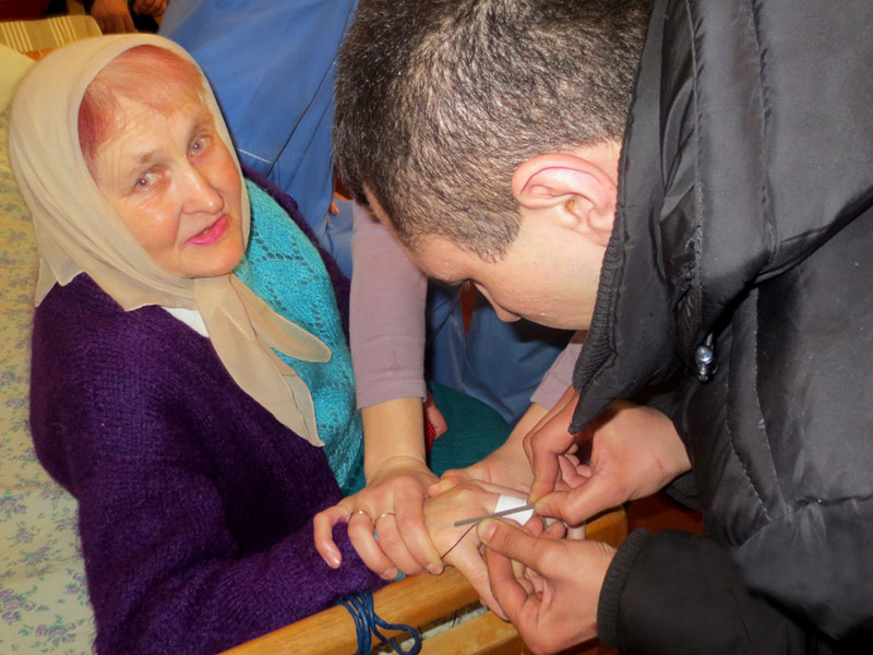 Полтавська область: рятувальники допомагали зняти каблучку з опухлого пальця жінки