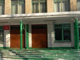 Миргородські міліціонери затримали сторожа, який обікрав школу