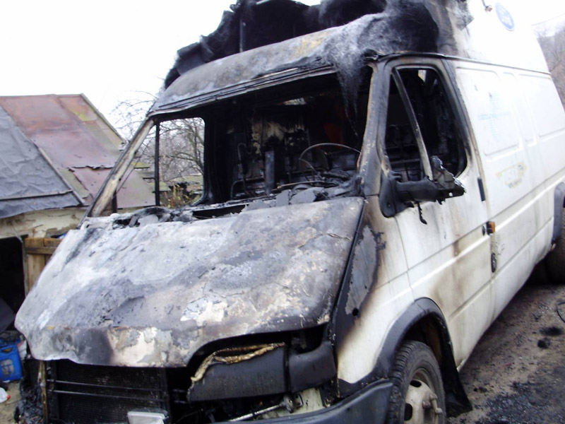 Кременчуцький район: пожежа в автомобілі