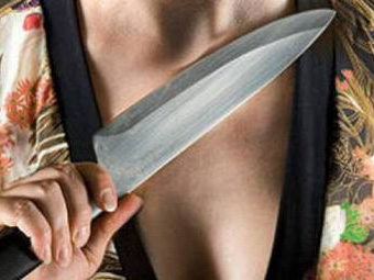 У Кременчуці дружина вдарила свого чоловіка ножем у груди